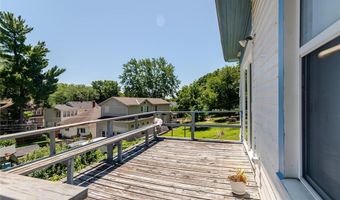 708 N 5th St, Atchison, KS 66002