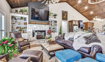 2215 Deepwood Dr, Alma, AR 72921
