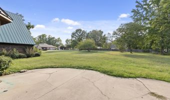 100 Plantation Ln, Batesville, AR 72501