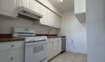 720 S New Rd 2N, Absecon, NJ 08201