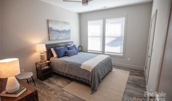 37 S Edgewood Rd, Asheville, NC 28803