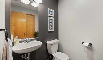 1401 SE Delaware Ave 5, Ankeny, IA 50021