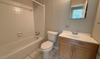 7112 Melon Dr, Biloxi, MS 39532