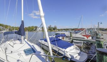 84 GREAT LAKE Dr, Annapolis, MD 21403