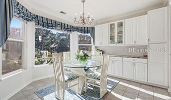 19 Hampton Cir, Bluffton, SC 29909