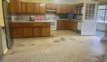 22 Church St, Burke, VT 05871