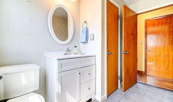 63 Ferncliff Ave, North Providence, RI 02911
