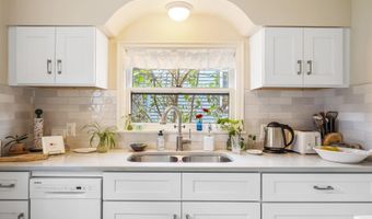 156 E Weisheimer Rd, Columbus, OH 43214