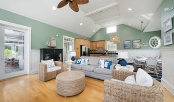 617 Ocracoke Way, Bald Head Island, NC 28461