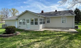 433 Essen Ln, Ballwin, MO 63021