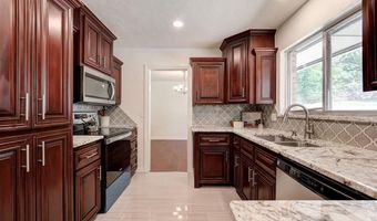 1829 N Oakhill Rd, Bethany, OK 73008
