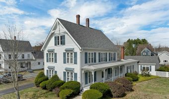 19 Church St, Alton, NH 03809