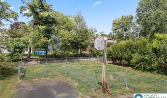 2541 Brookdale Ave, Abington, PA 19001