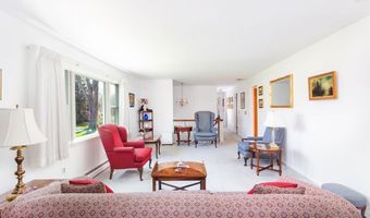 13 Elmar Dr, Danbury, CT 06811
