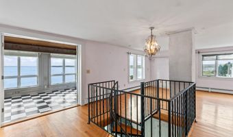 81 Nubble Rd, York, ME 03909