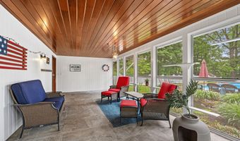 876 S Brooksvale Rd, Cheshire, CT 06410