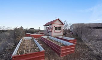 25 Arroyita, Algodones, NM 87001