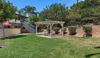 868 E Alvarado 28, Fallbrook, CA 92028
