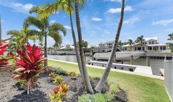 978 SIGNET Dr, Apollo Beach, FL 33572