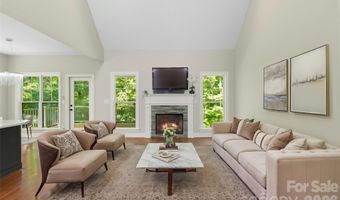 1607 Freemont Dr, Alexis, NC 28006