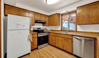 7087 ASTER St, Springfield, OR 97478
