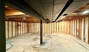 74 Plymouth Rd, East Providence, RI 02914