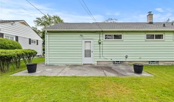 87 Imperial Dr, Amherst, NY 14226