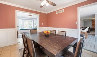 15 ORIOLE Ln, Reading, PA 19606