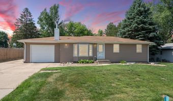2013 E Sylvan Cir, Brandon, SD 57005