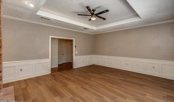 560 Dixton Dr, Brandon, MS 39047