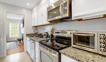 6701 WASHINGTON Blvd B, Arlington, VA 22213