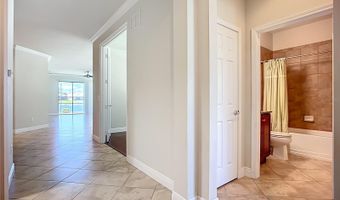 5440 SUNSET FALLS Dr, Apollo Beach, FL 33572
