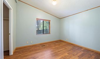 19383 Seminole Cir, Bend, OR 97702