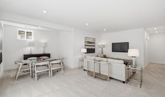 5413 WOODWAY Dr, Alexandria, VA 22310