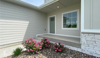 733 17th Ave SE, Altoona, IA 50009
