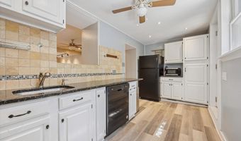 127 KRAMS Ave, Philadelphia, PA 19127