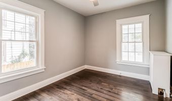 2838 MYRTLE Ave NE, Washington, DC 20018