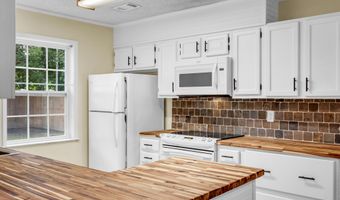 15300 Lansing Dr, Biloxi, MS 39532