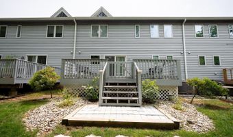 522 BEECH TREE Ln, Hockessin, DE 19707