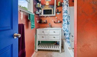 1031 S 16th St, Baton Rouge, LA 70802