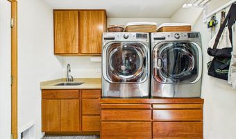 1002 Diamond Dr, Arcata, CA 95521