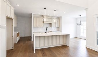6545 Summer Shade Cir, Alvaton, KY 42122