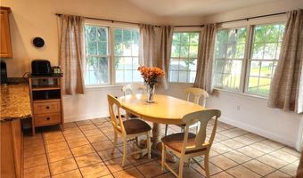 56 Wanda St, Narragansett, RI 02882