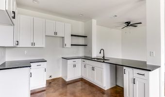 1020 Burnett Blvd A And B, Alvarado, TX 76009