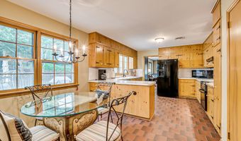 240 Dwight Rd, Middletown, NJ 07748