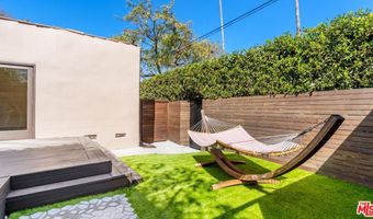560 N Flores St, West Hollywood, CA 90048