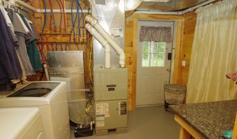 47 Gales Rd, Abbot, ME 04406