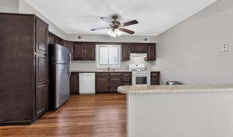 7 Gregg Ln, Bayonne, NJ 07002