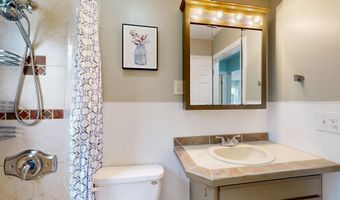 4 Arbania St, Auburn, ME 04210