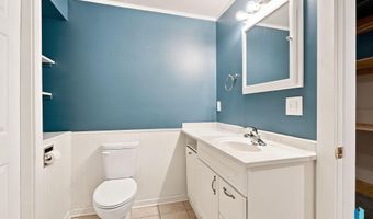917 E Heatherwood Dr, Brandon, SD 57005